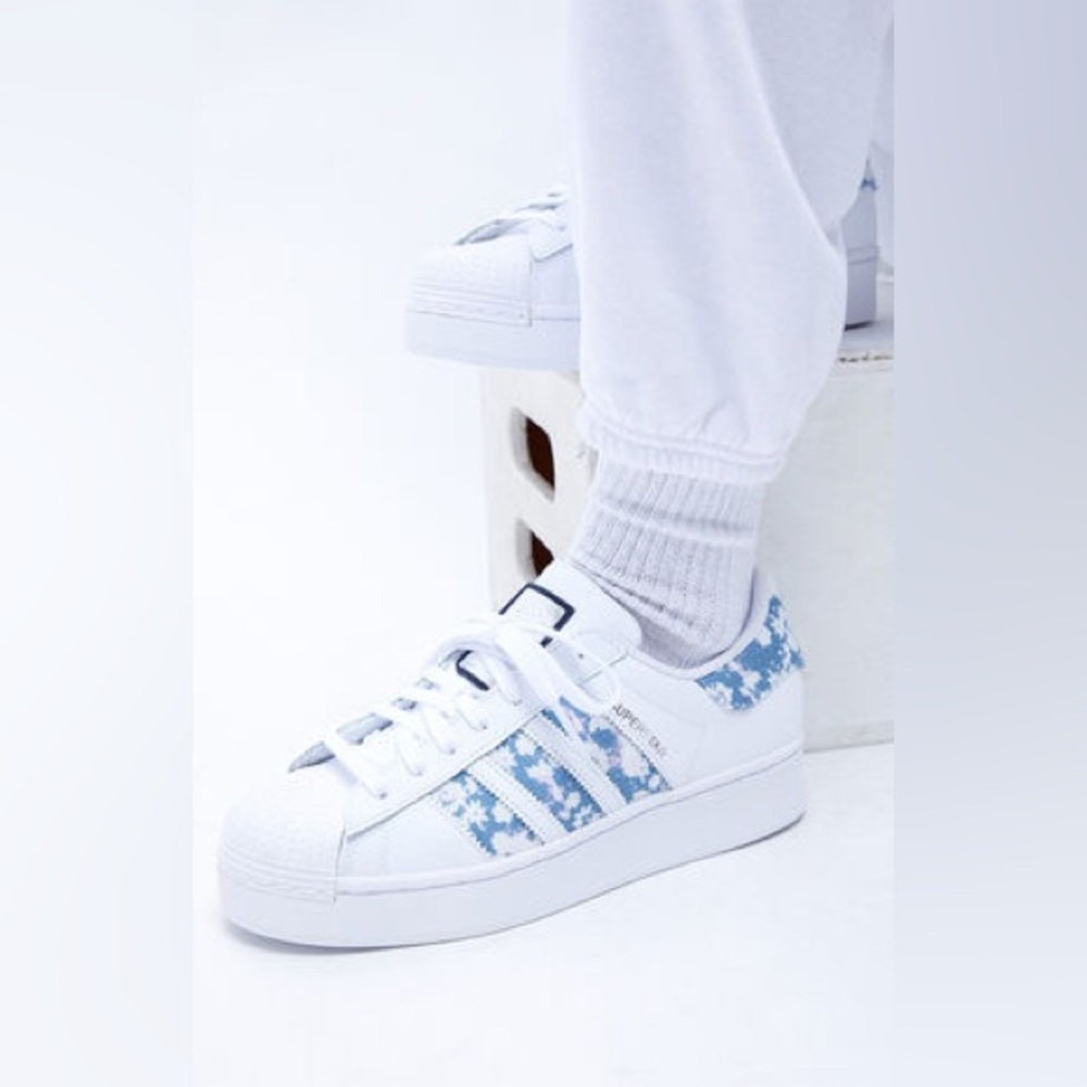 Adidas Originals Superstar Bold White Blue Multicolor Women Size 8 GZ8178